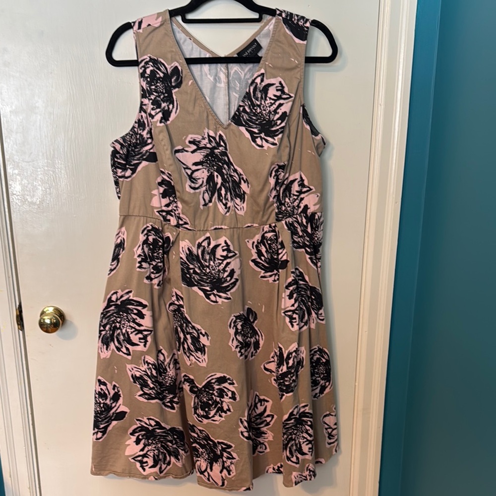 Floral Sleeveless Dress